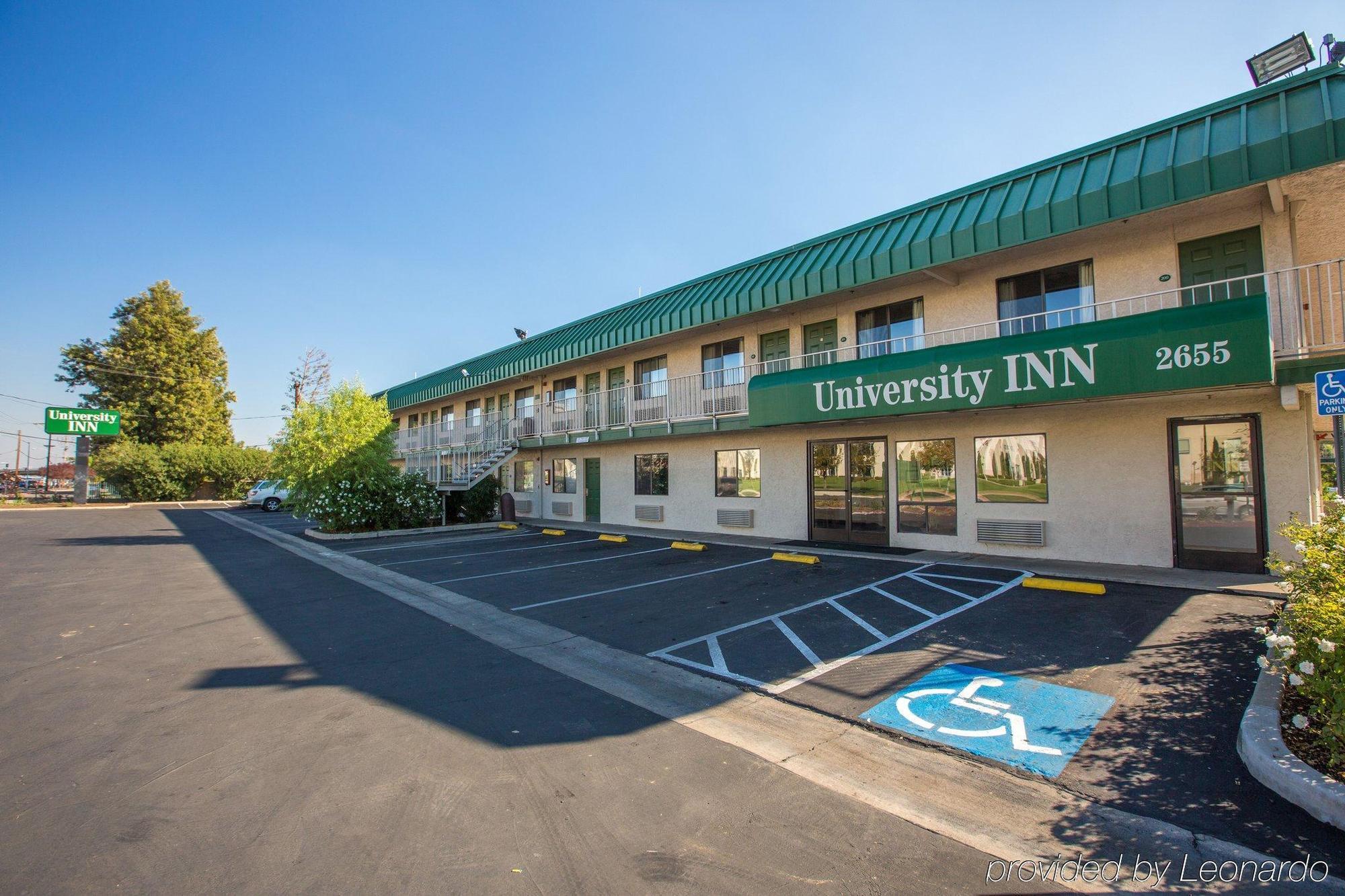University Inn Fresno Esterno foto